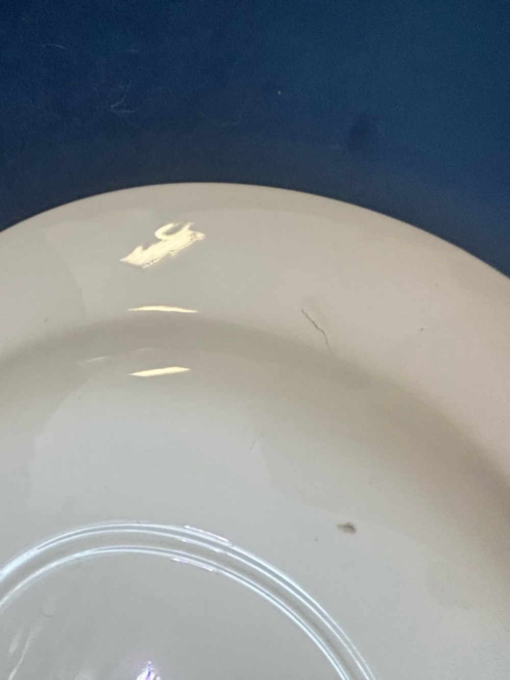 Church Hill Blue Willow Pattern Dinner Plate - Blue and Cream - Picture 11 of 11